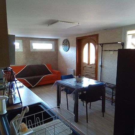 Logement De Charme Coinches Luaran gambar
